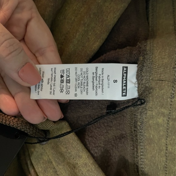 NWT Alphalete Men’s Joggers size Small - B10 - Picture 4 of 4